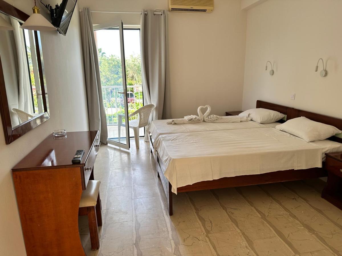 Aggelos Family Hotel Moraítika Kültér fotó