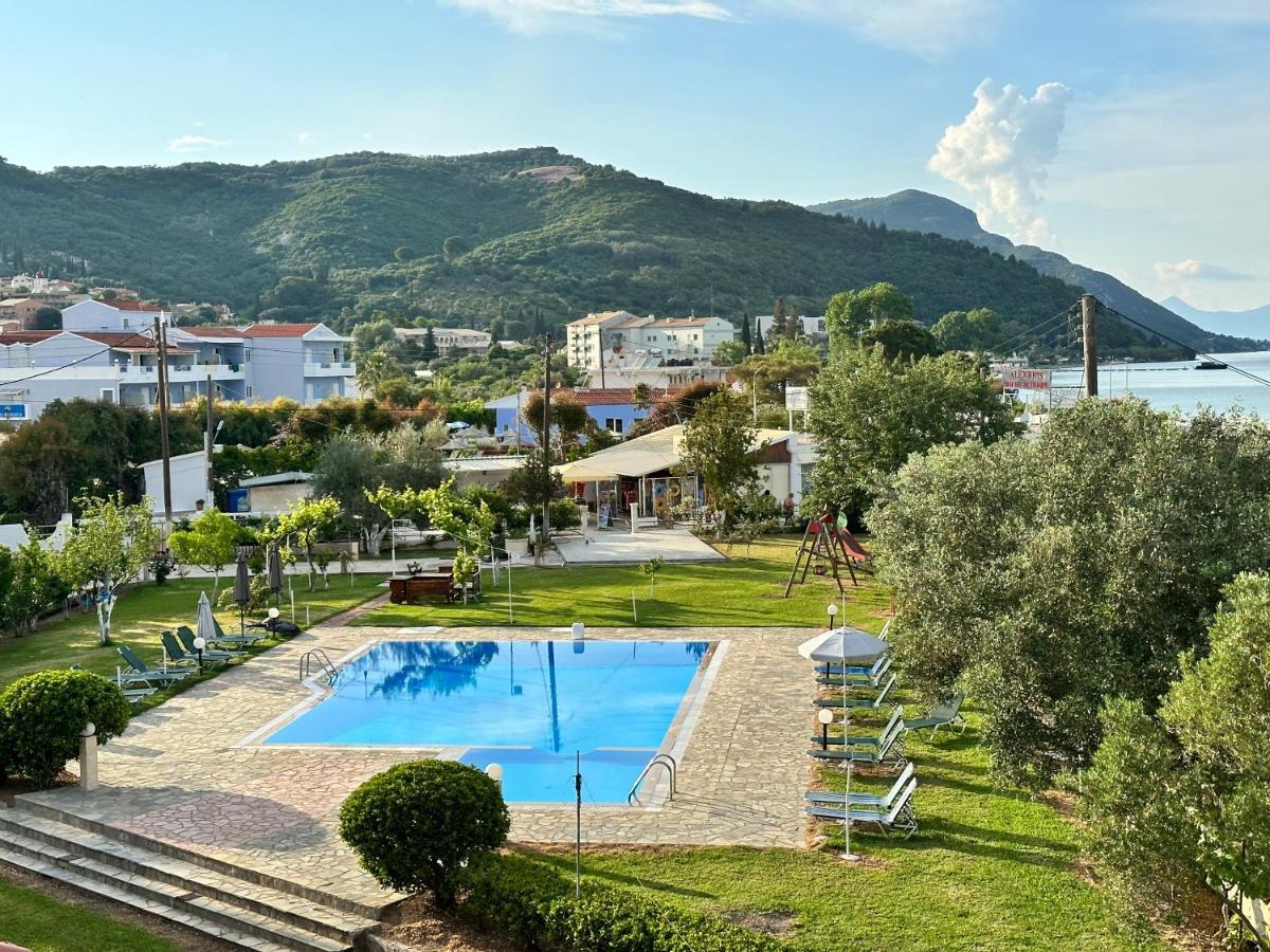 Aggelos Family Hotel Moraítika Kültér fotó