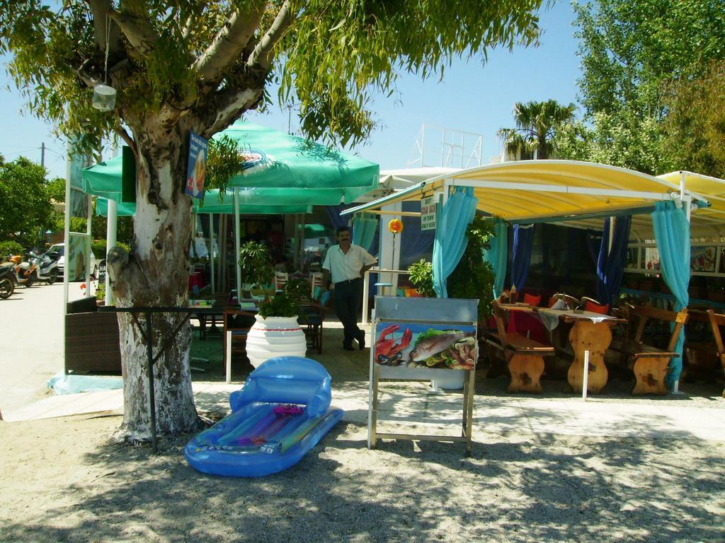 Aggelos Family Hotel Moraítika Kültér fotó
