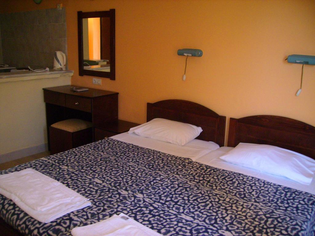Aggelos Family Hotel Moraítika Kültér fotó