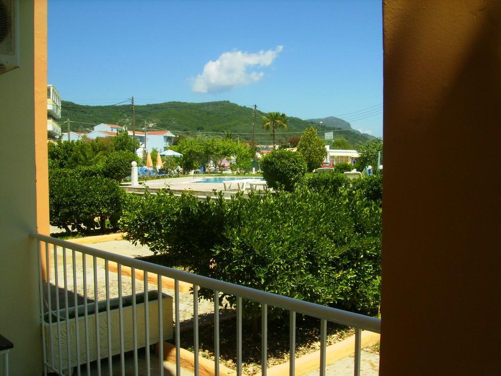 Aggelos Family Hotel Moraítika Kültér fotó